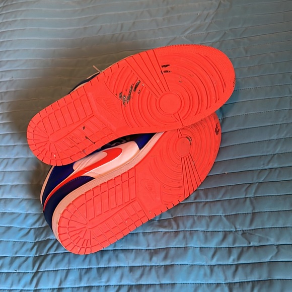 COPY - Nike Jordan 1 Orange & Blue - Picture 5 of 5